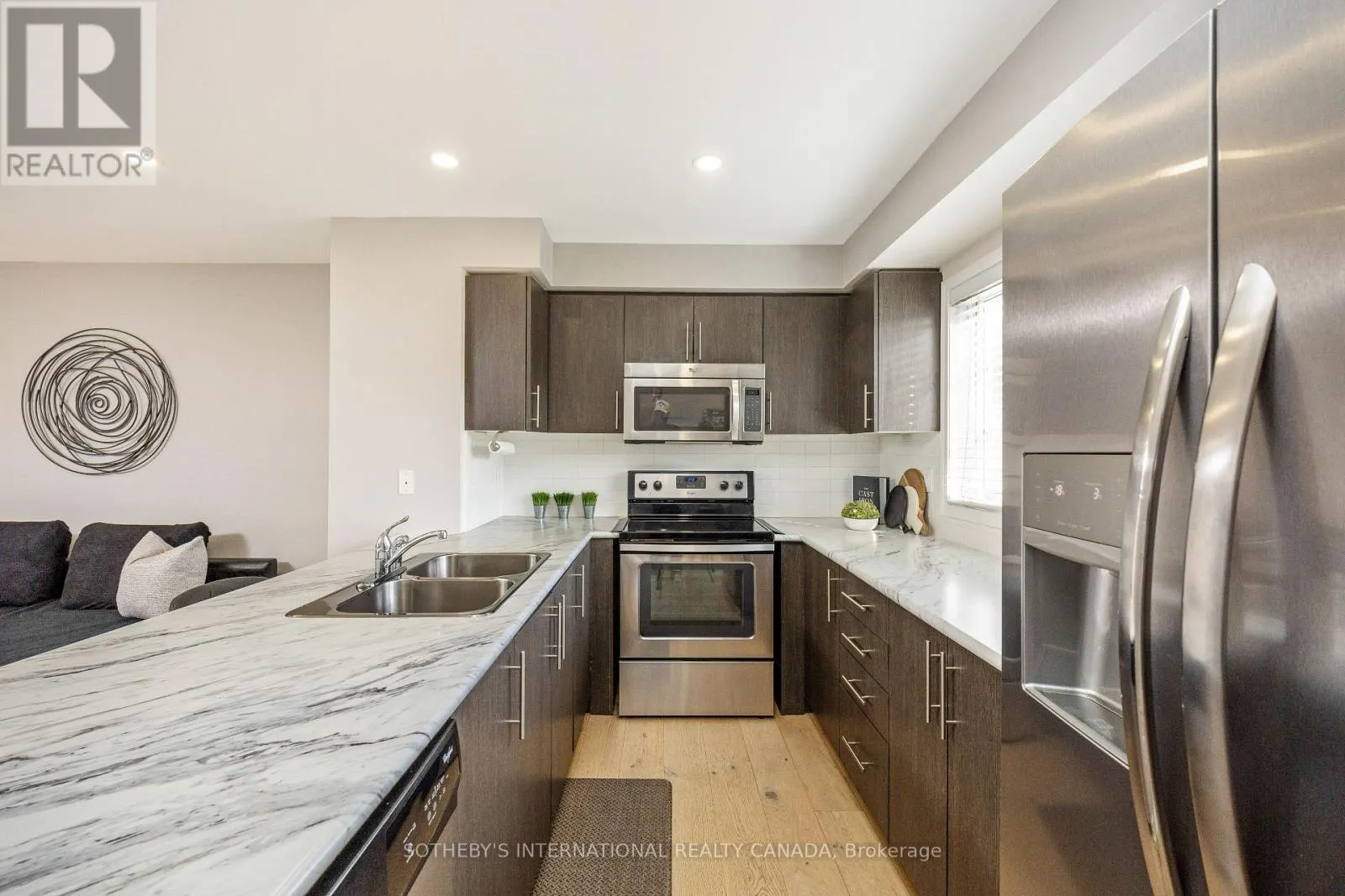 1619 GAINER CRESCENT