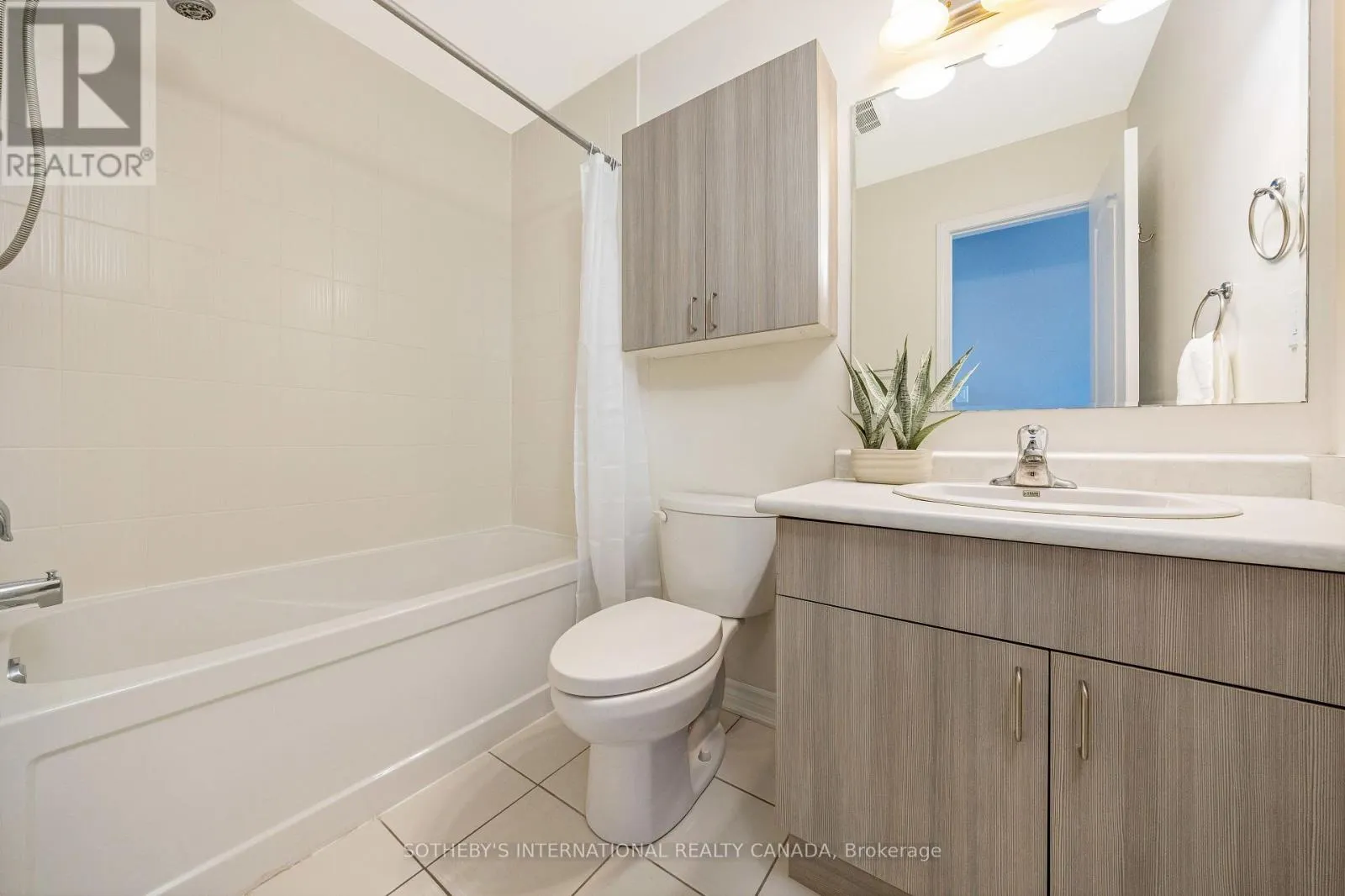 1619 GAINER CRESCENT