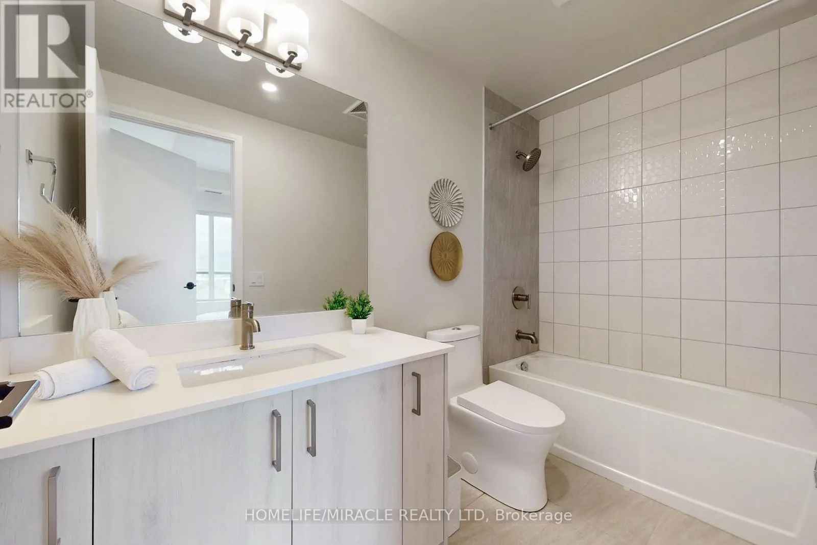 604 - 8010 DERRY ROAD