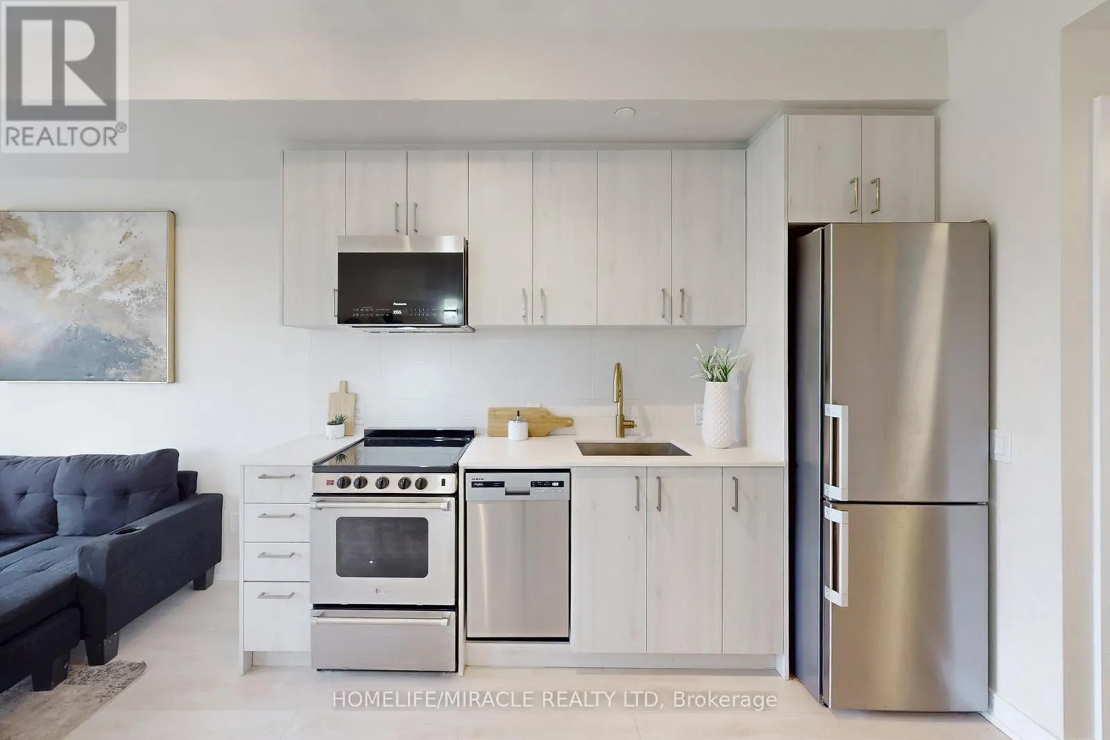 604 - 8010 DERRY ROAD