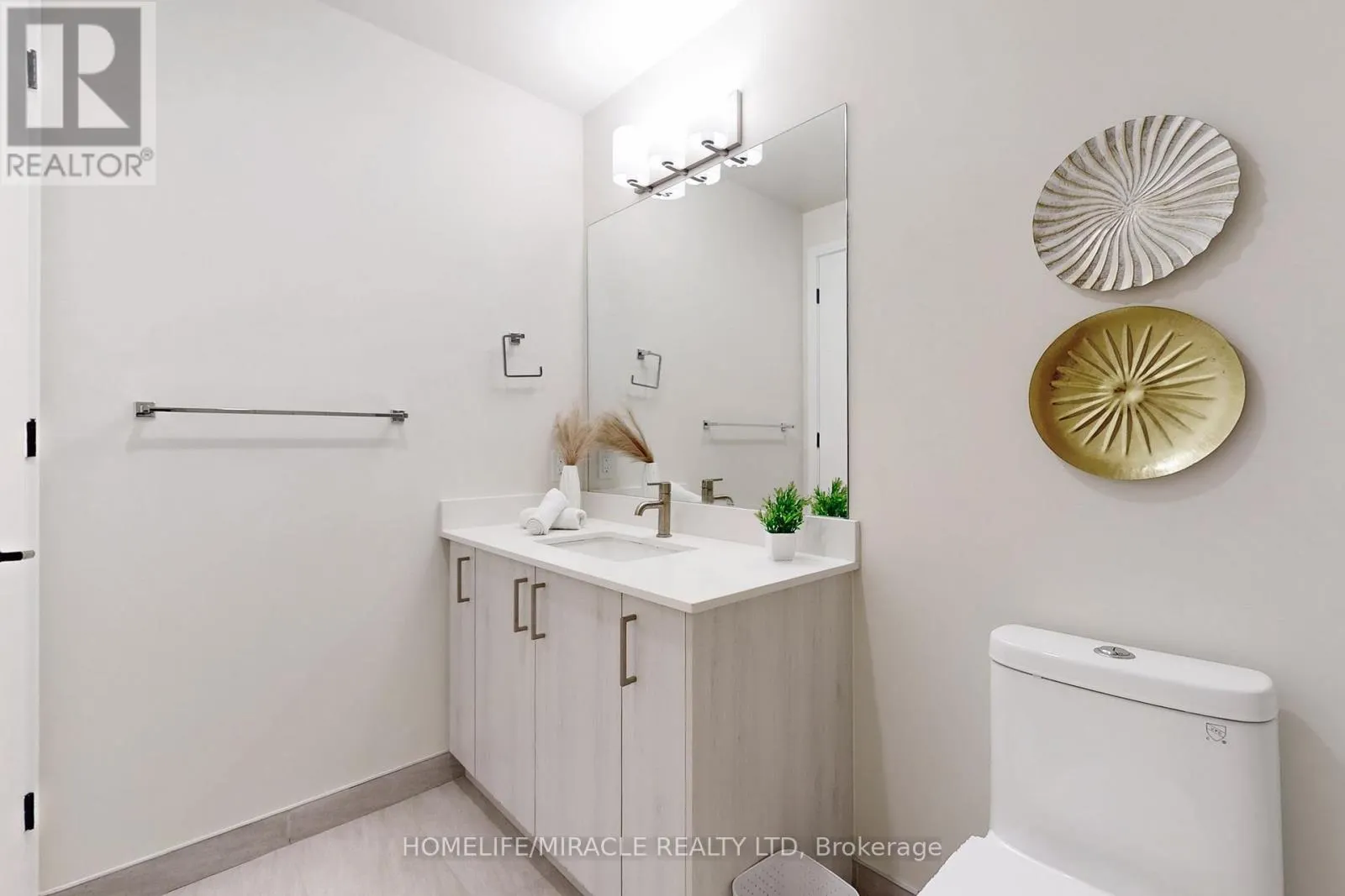 604 - 8010 DERRY ROAD