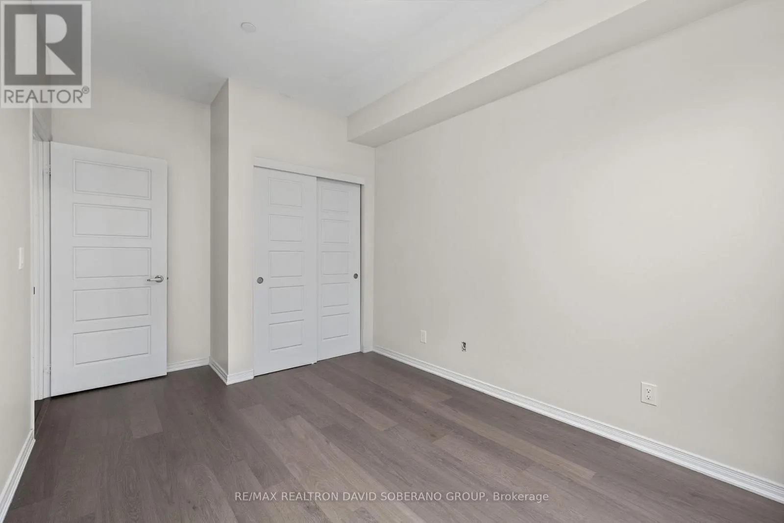 202 - 1120 BRIAR HILL AVENUE