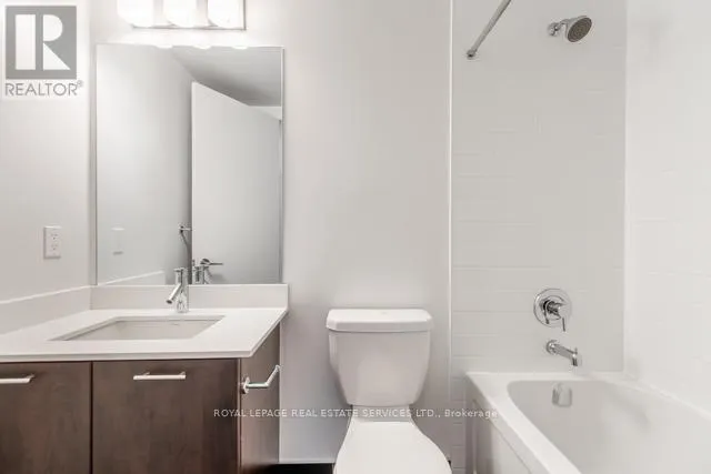 2310 - 2220 LAKE SHORE BOULEVARD