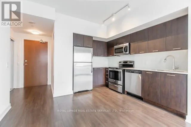 2310 - 2220 LAKE SHORE BOULEVARD