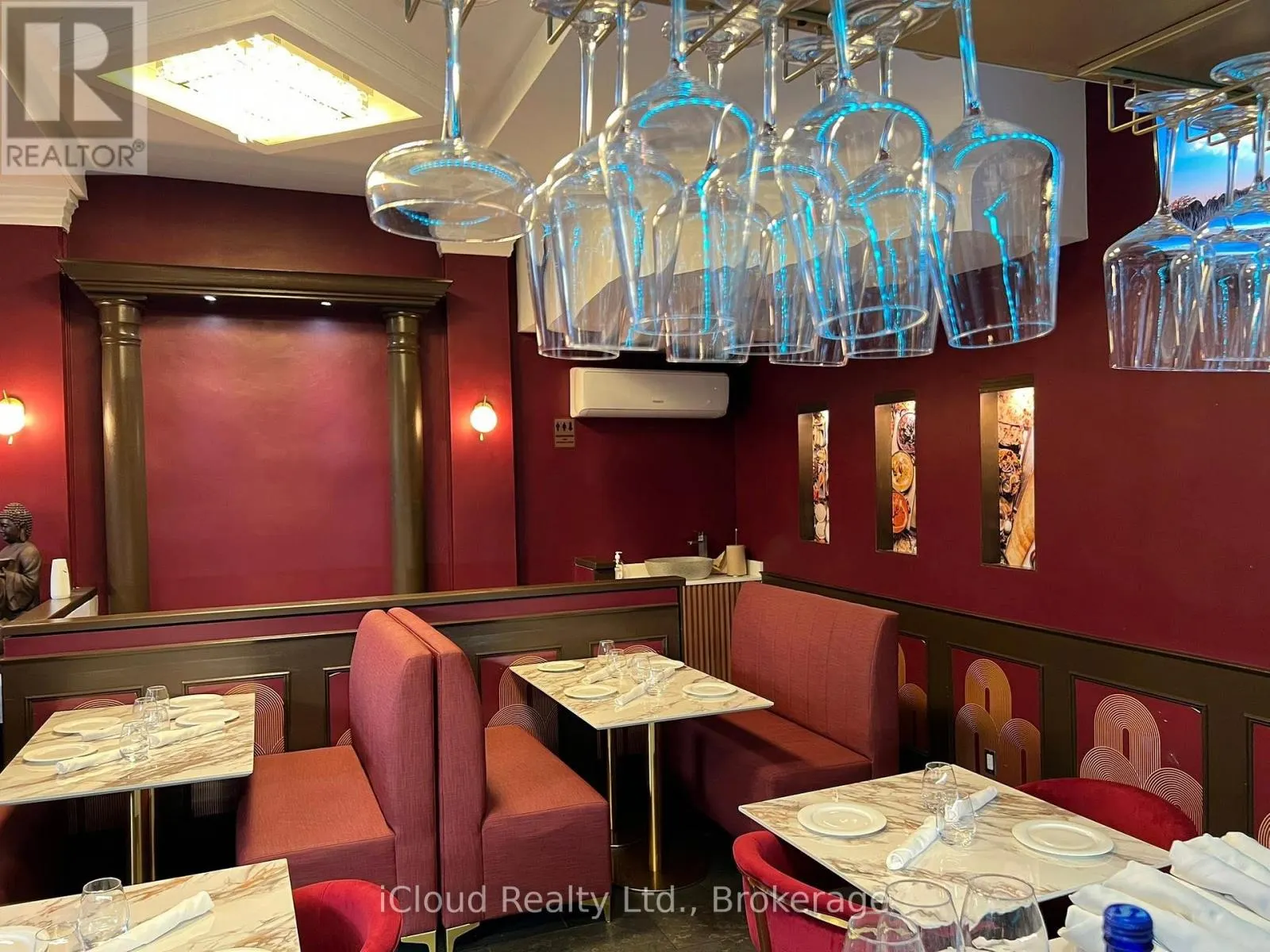 231 LAKESHORE ROAD E