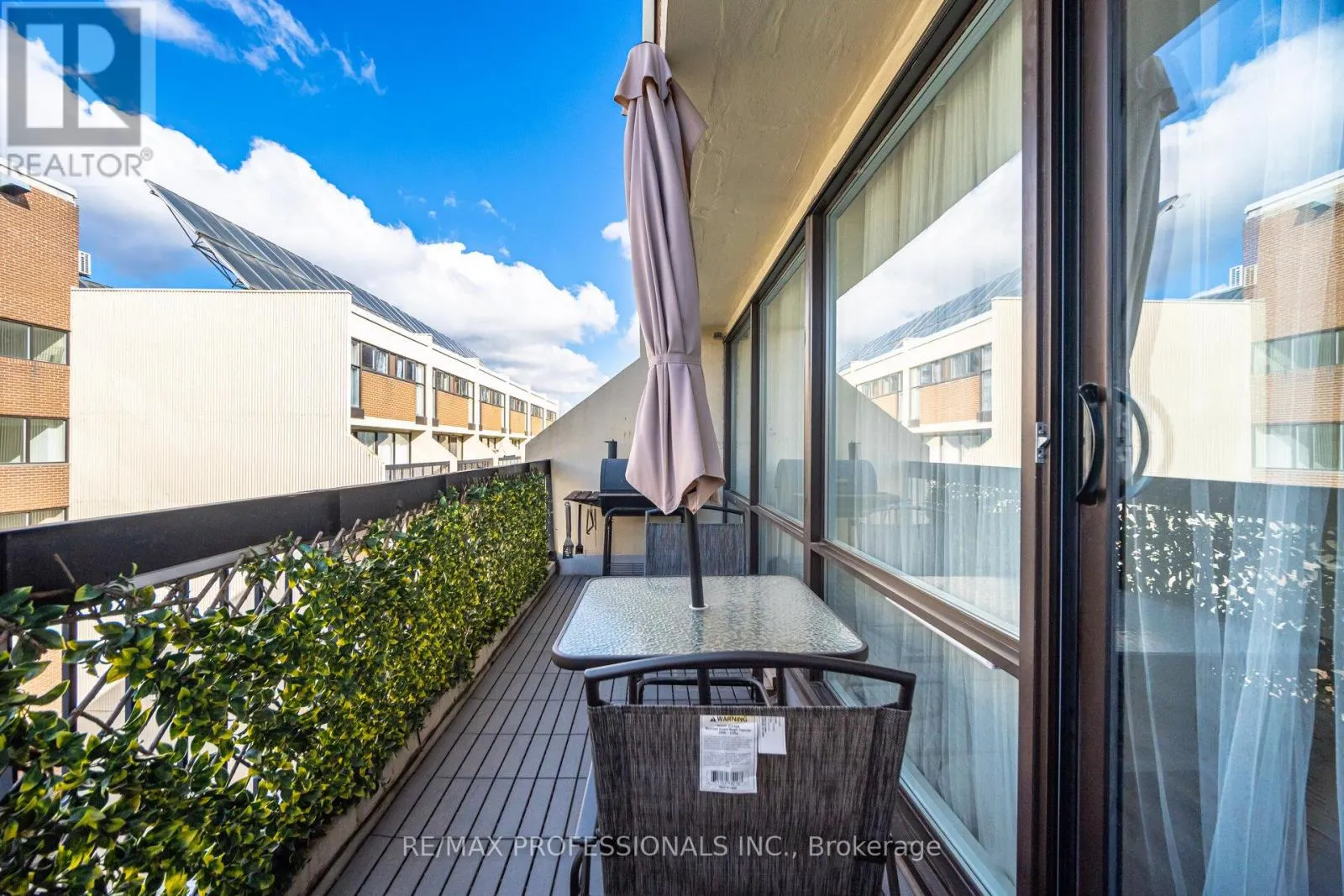 326B - 364 THE EAST MALL