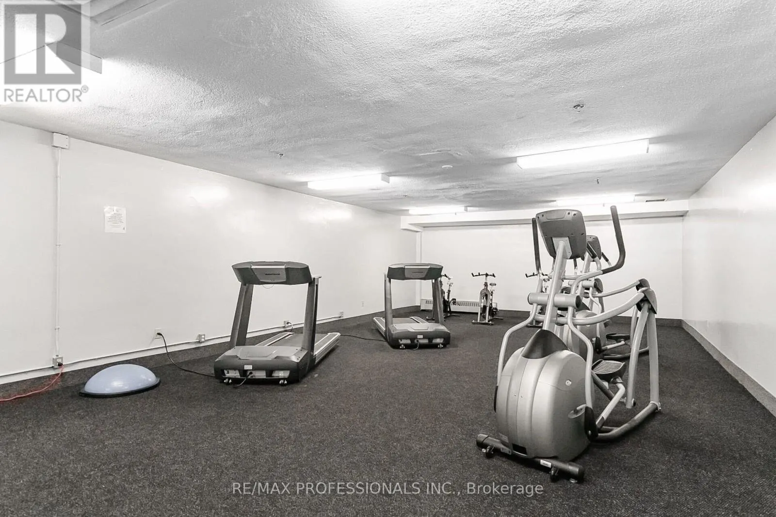 326B - 364 THE EAST MALL