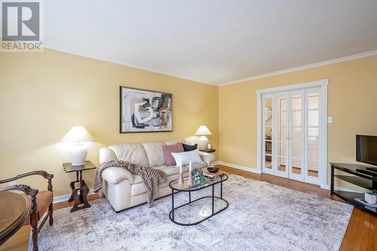 652 ARDLEIGH CRESCENT