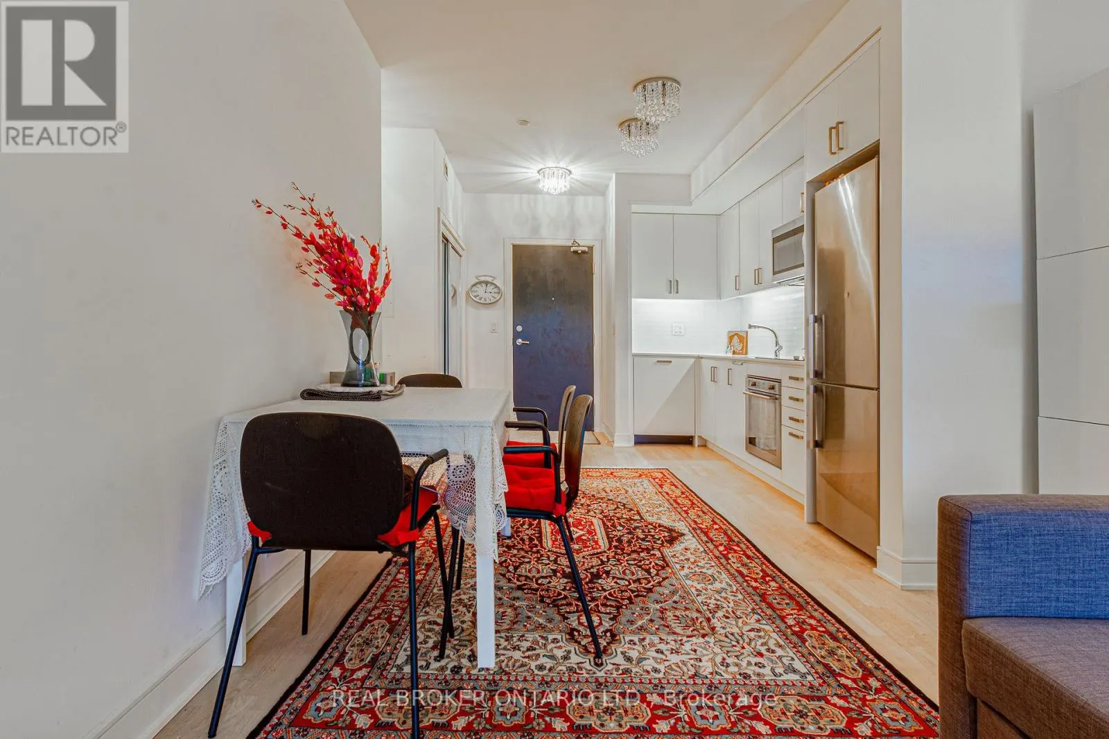 161 - 1575 LAKESHORE ROAD