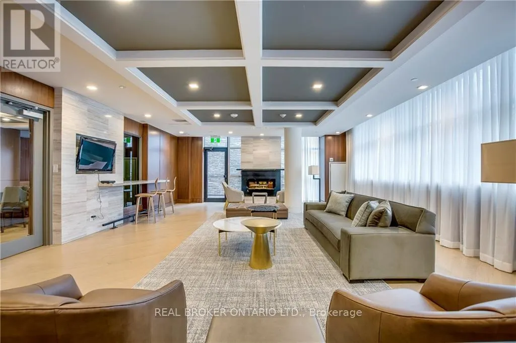 161 - 1575 LAKESHORE ROAD