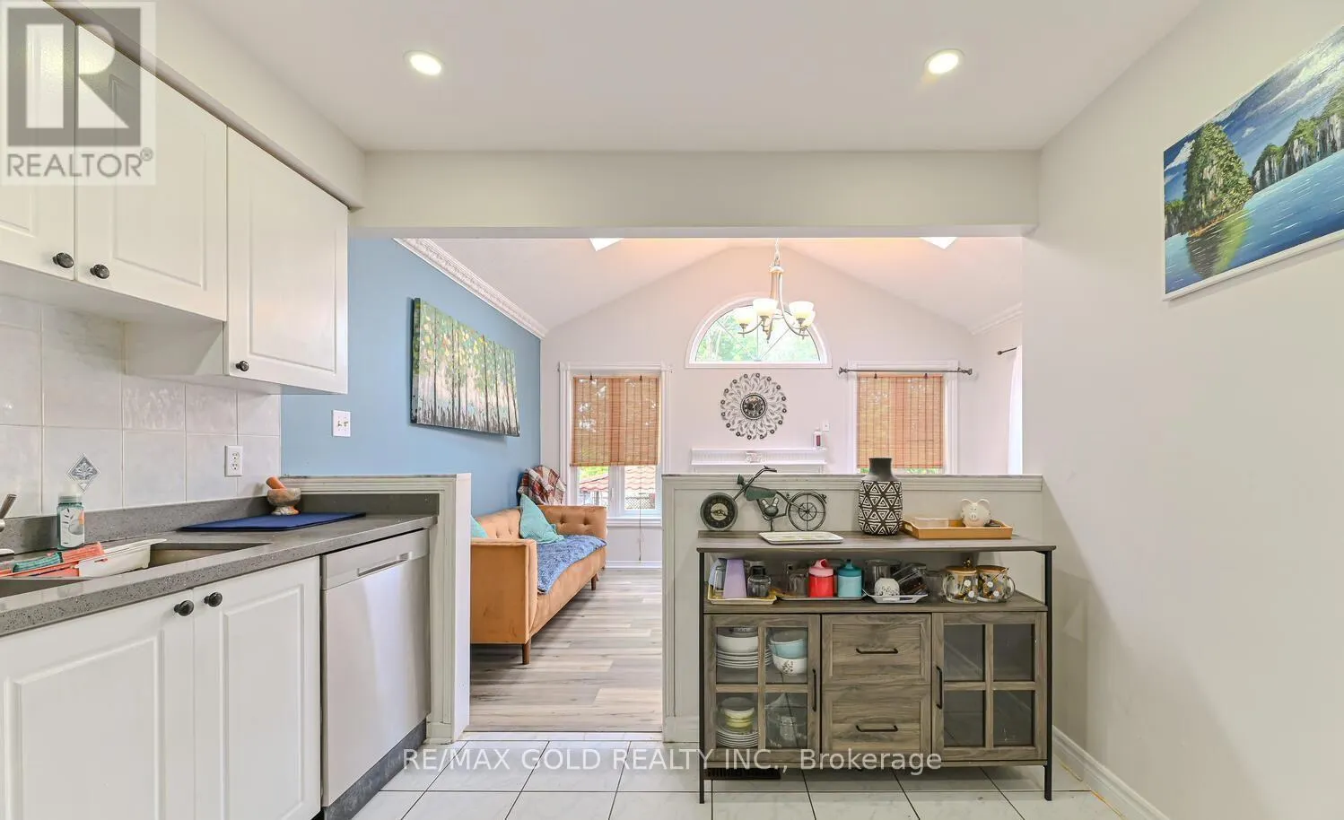 89 BLACK FOREST DRIVE