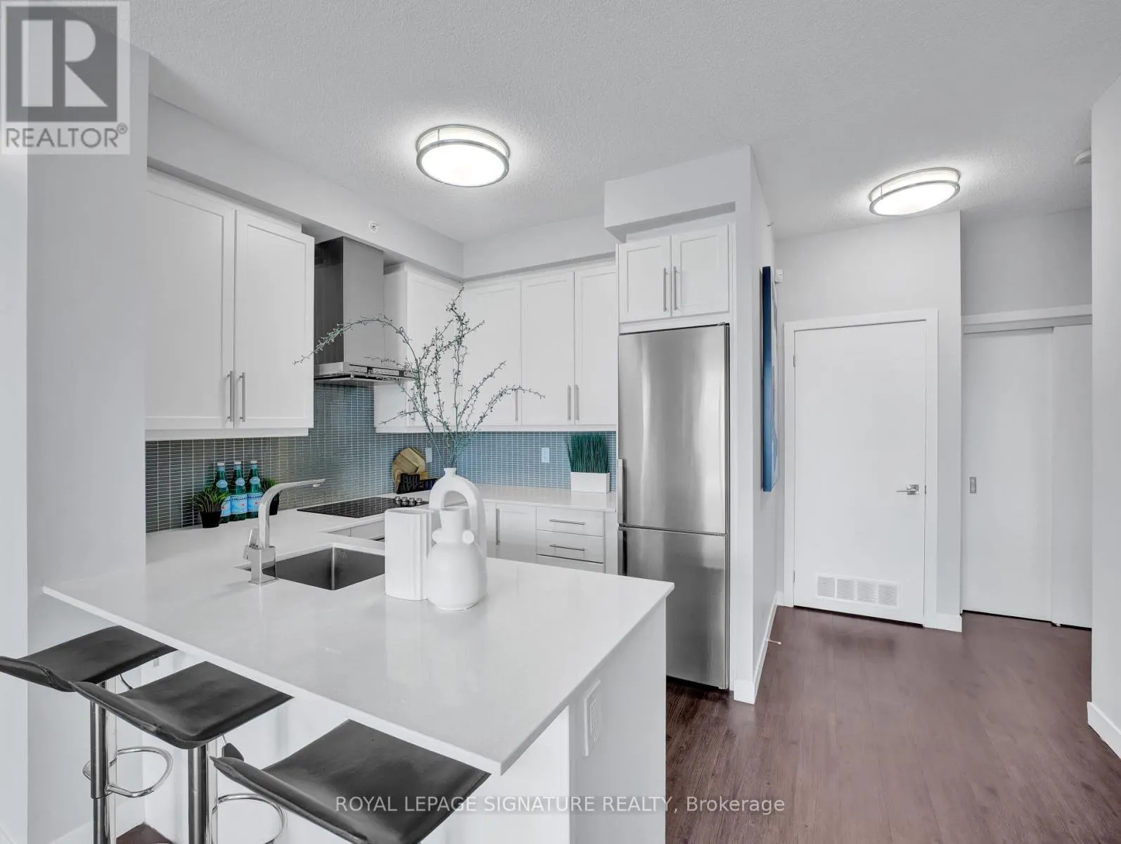 610 - 2081 FAIRVIEW STREET