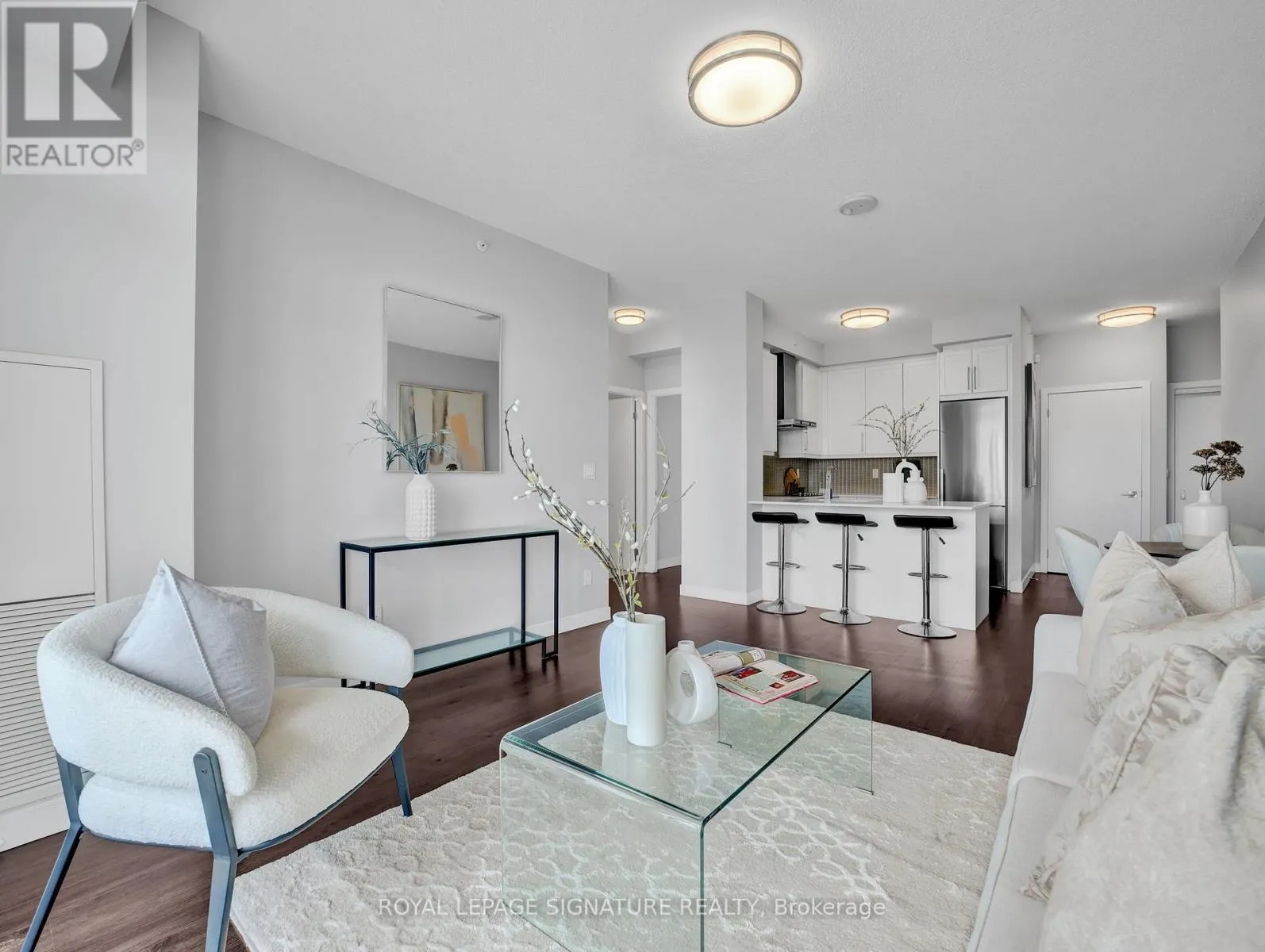 610 - 2081 FAIRVIEW STREET