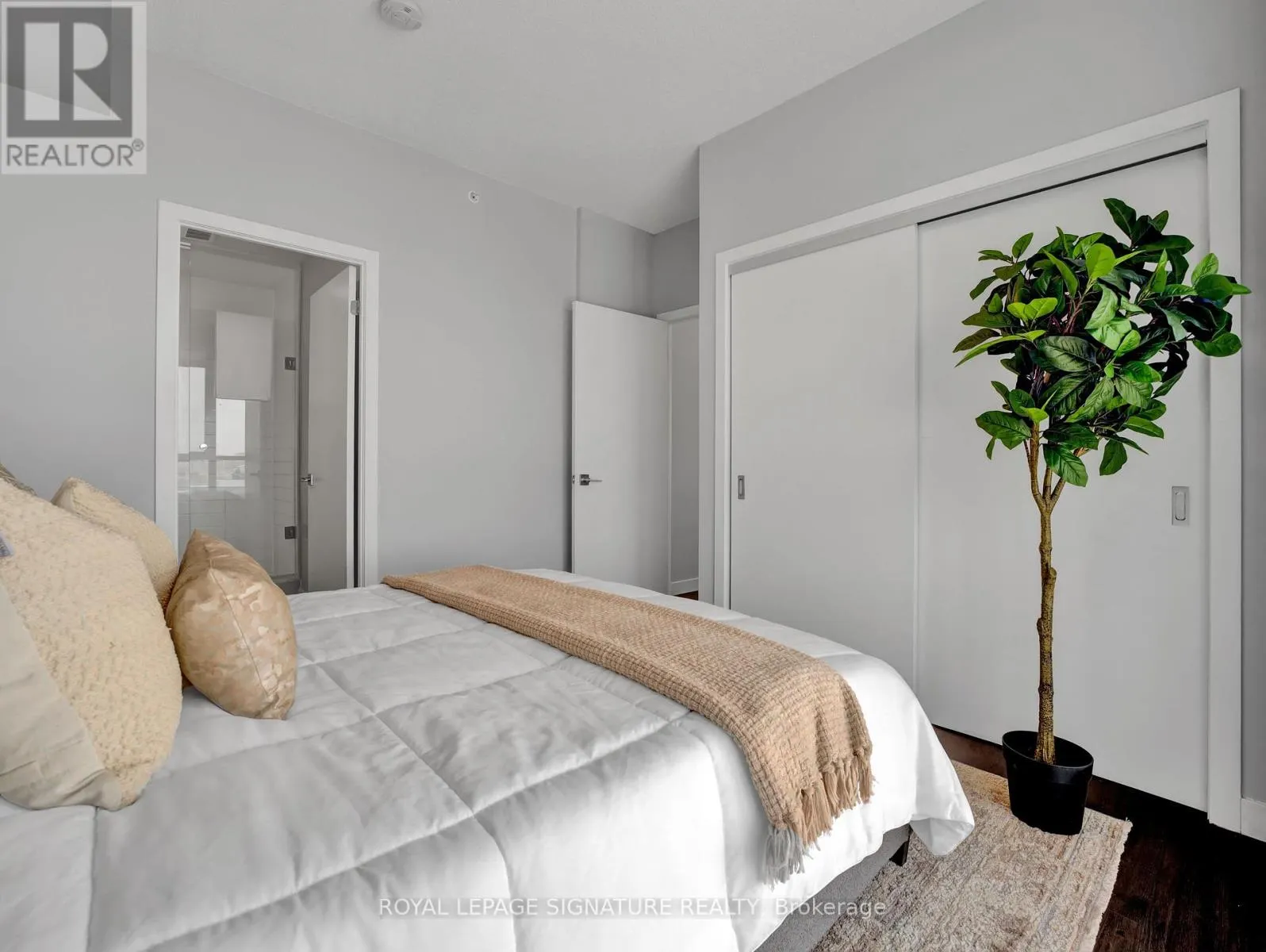 610 - 2081 FAIRVIEW STREET