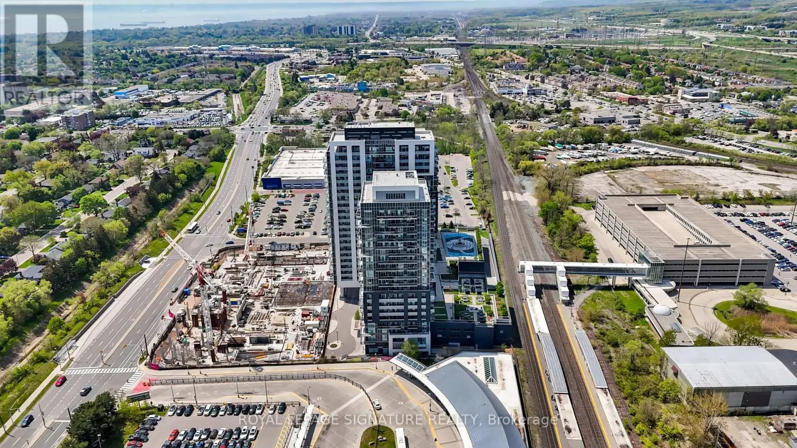 610 - 2081 FAIRVIEW STREET