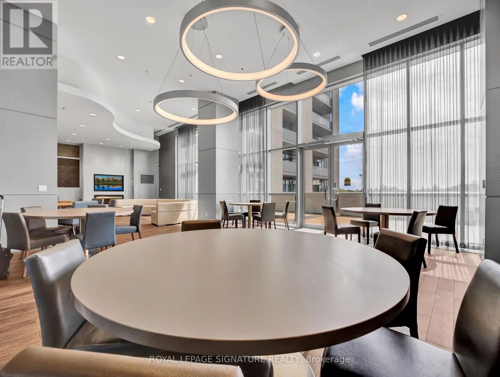 610 - 2081 FAIRVIEW STREET