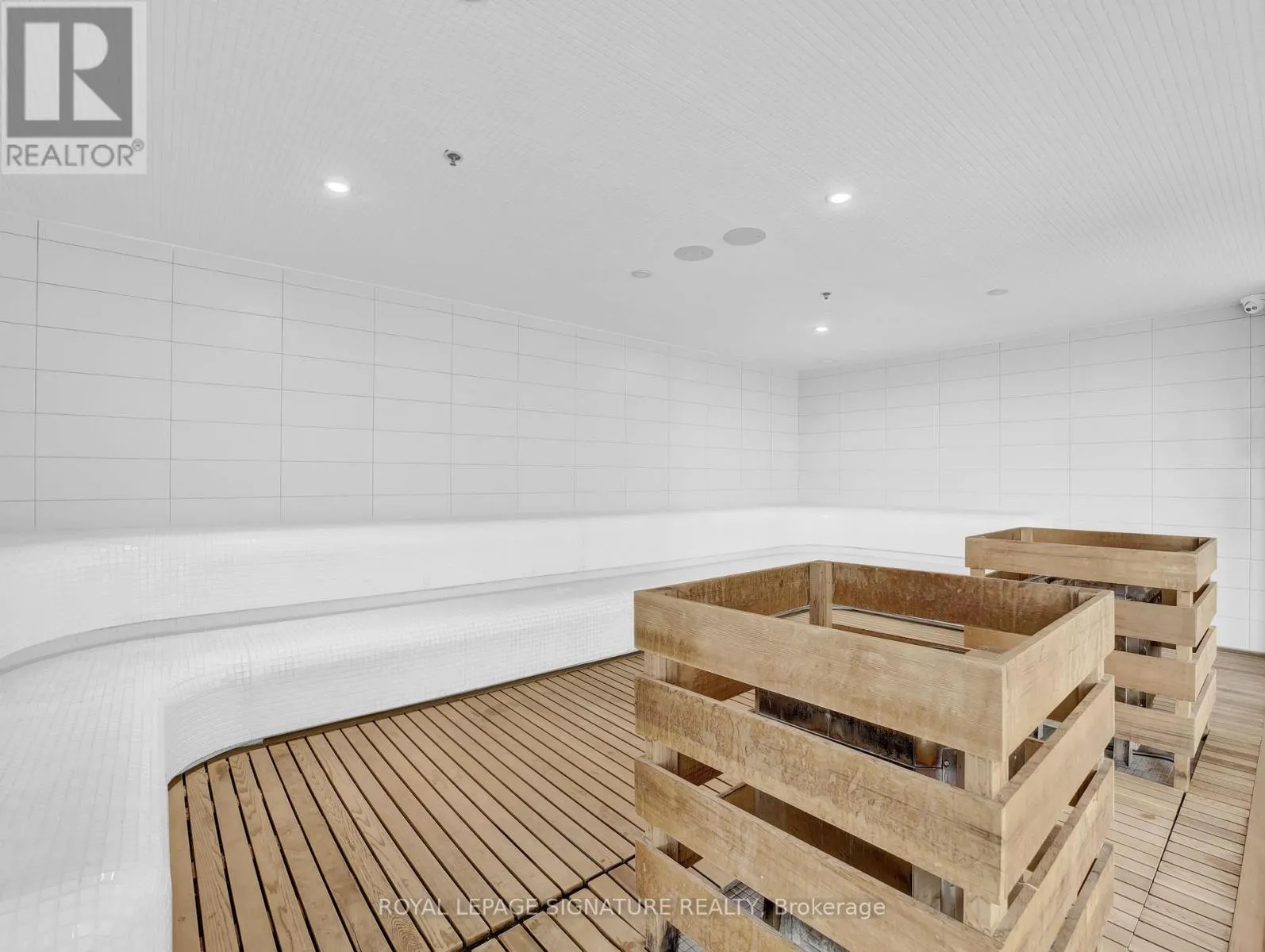 610 - 2081 FAIRVIEW STREET