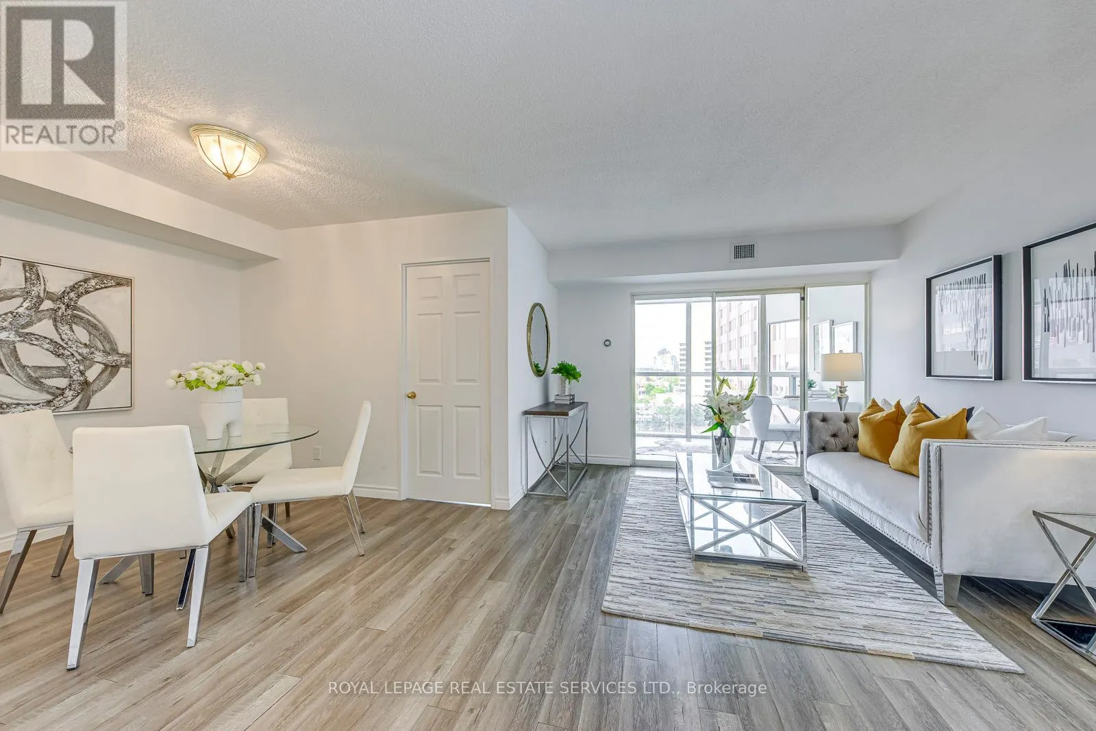 1008 - 265 ENFIELD PLACE