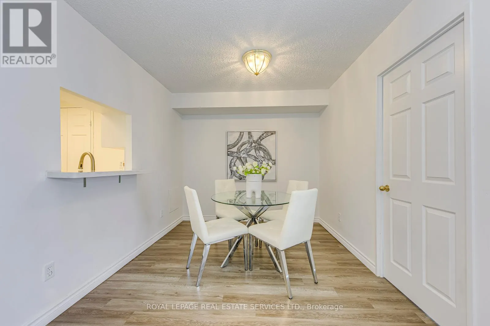 1008 - 265 ENFIELD PLACE