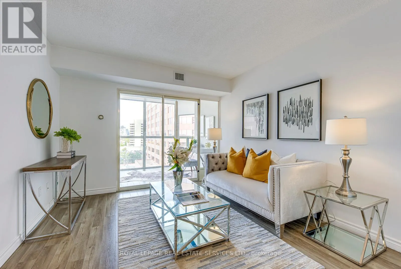 1008 - 265 ENFIELD PLACE