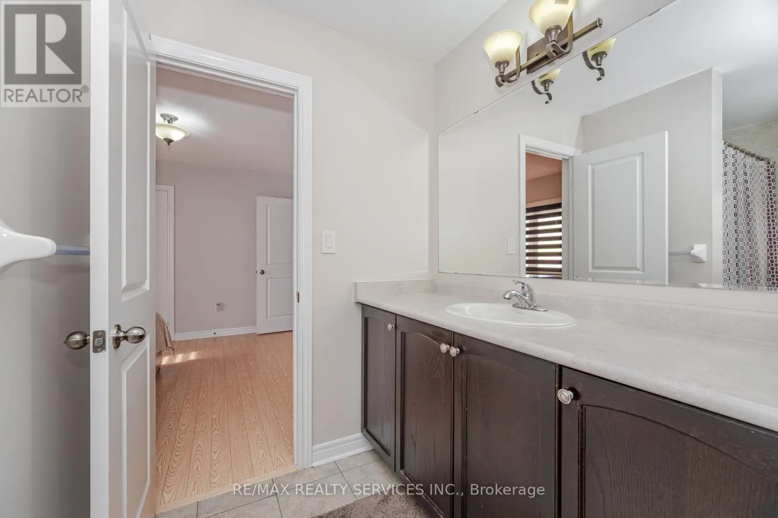 232 SUSSEXVALE DRIVE