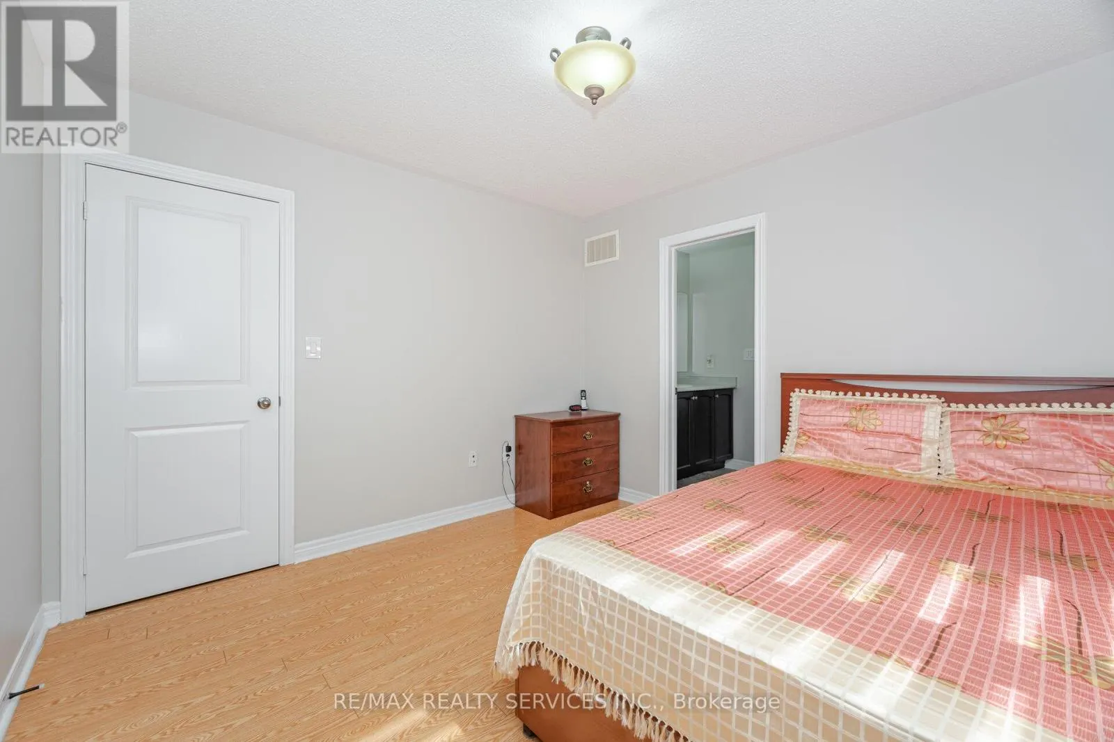 232 SUSSEXVALE DRIVE