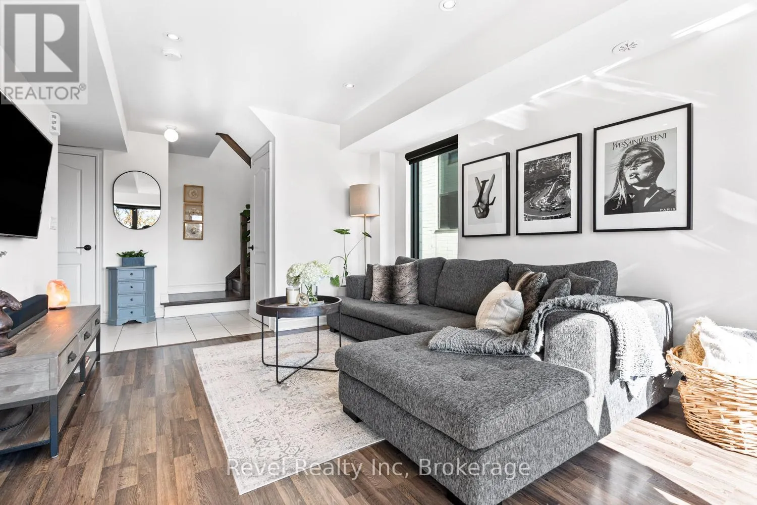 702 - 138 WIDDICOMBE HILL BOULEVARD, #702