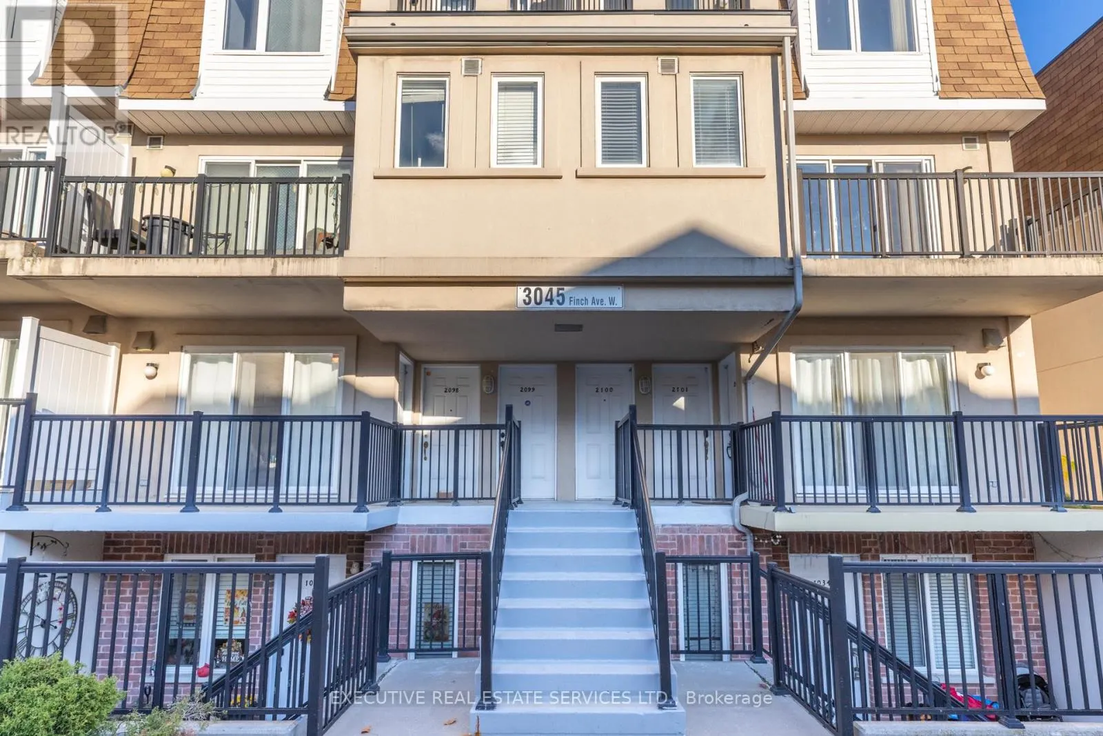 2101 - 3045 FINCH AVENUE W