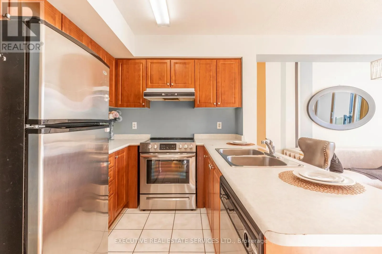 2101 - 3045 FINCH AVENUE W