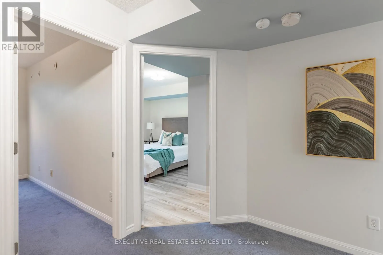 2101 - 3045 FINCH AVENUE W