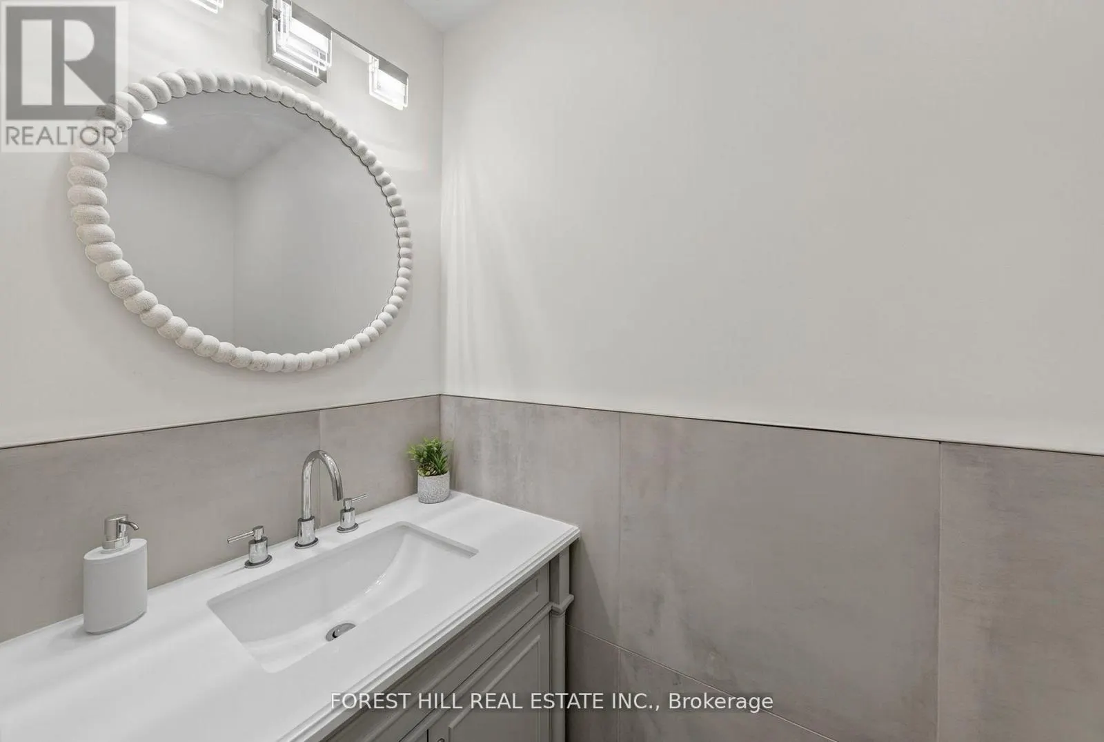 37 CHERRY POST CRESCENT