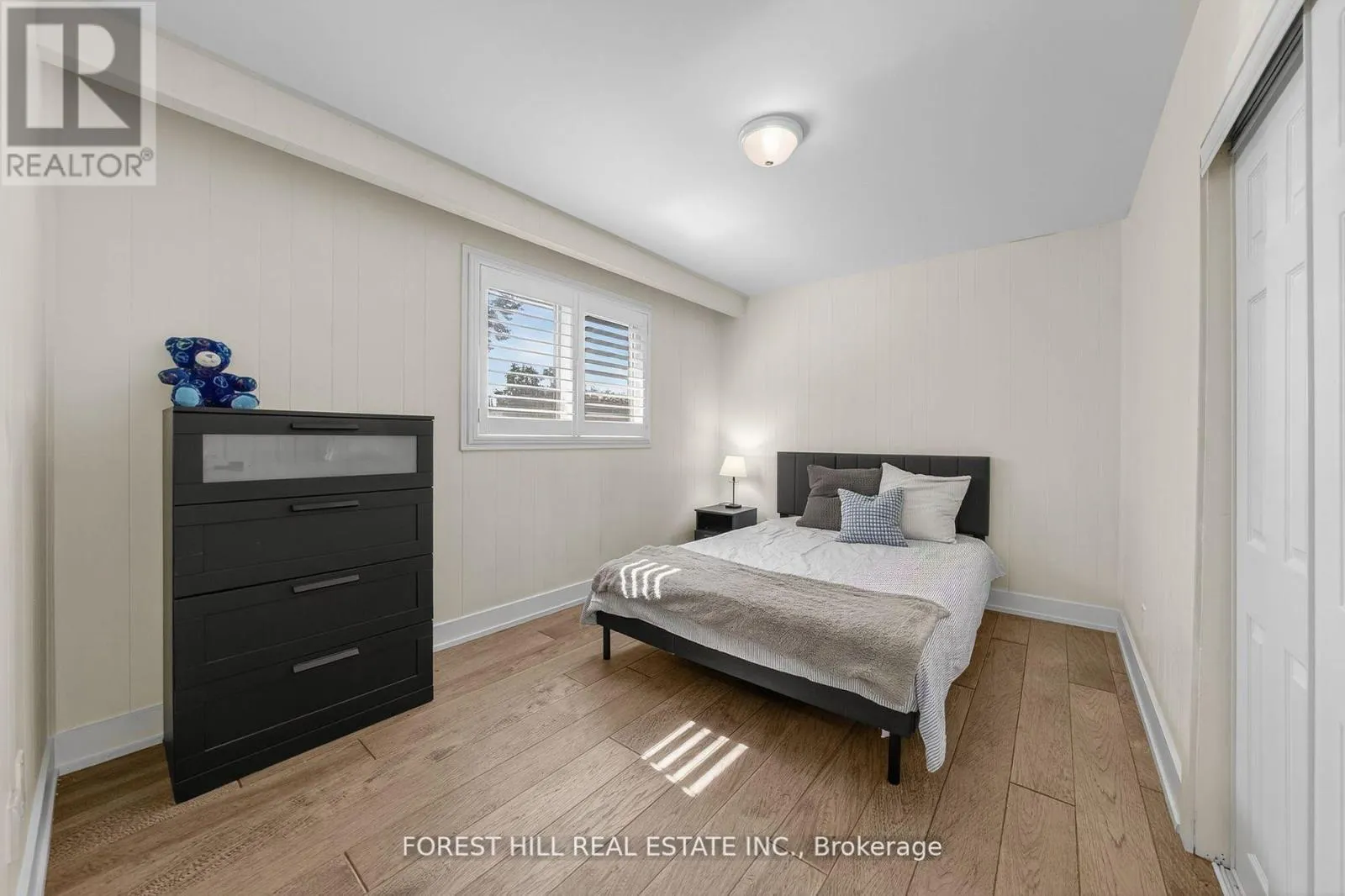 37 CHERRY POST CRESCENT