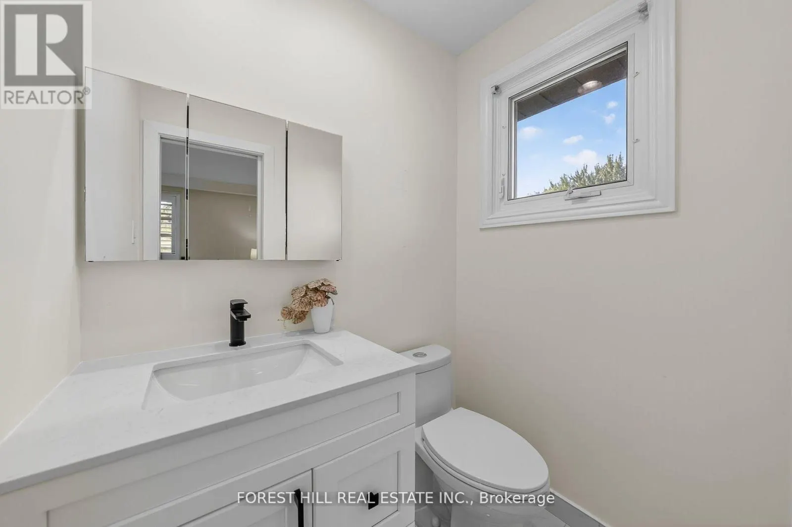 37 CHERRY POST CRESCENT