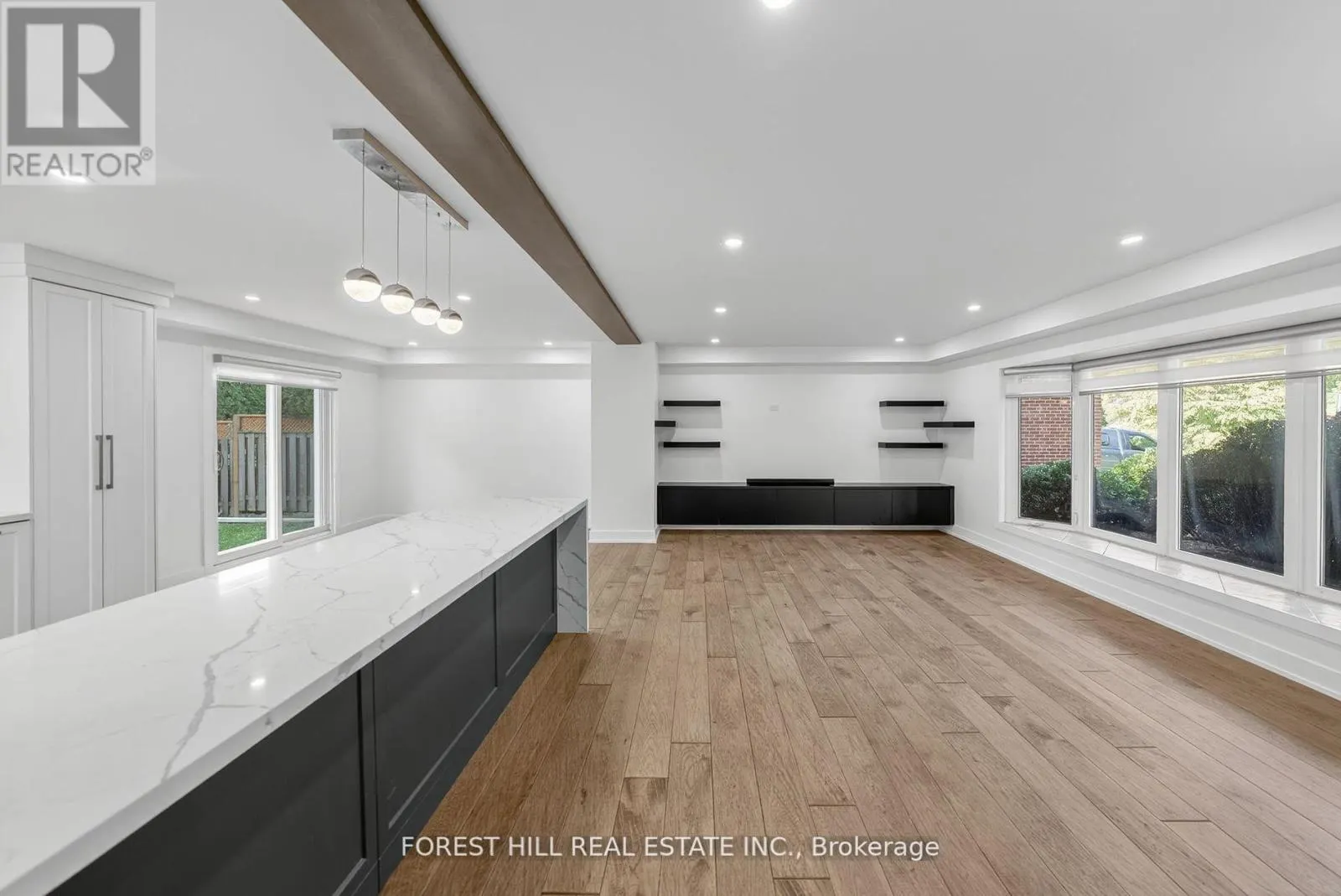 37 CHERRY POST CRESCENT