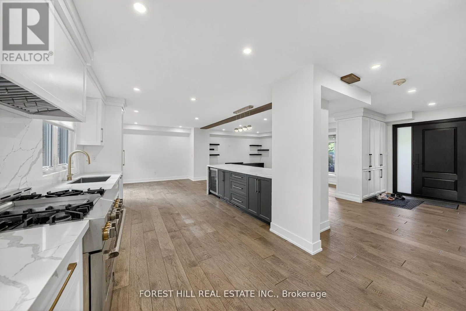 37 CHERRY POST CRESCENT