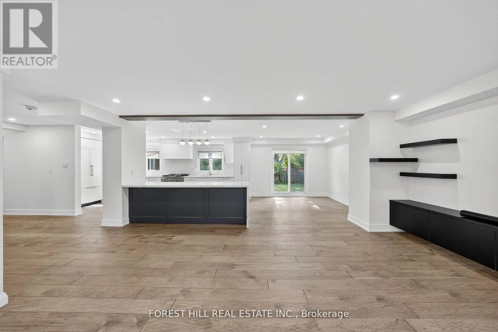 37 CHERRY POST CRESCENT