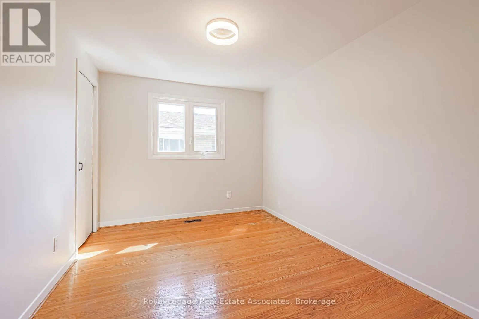 958 FLETCHER VALLEY CRESCENT