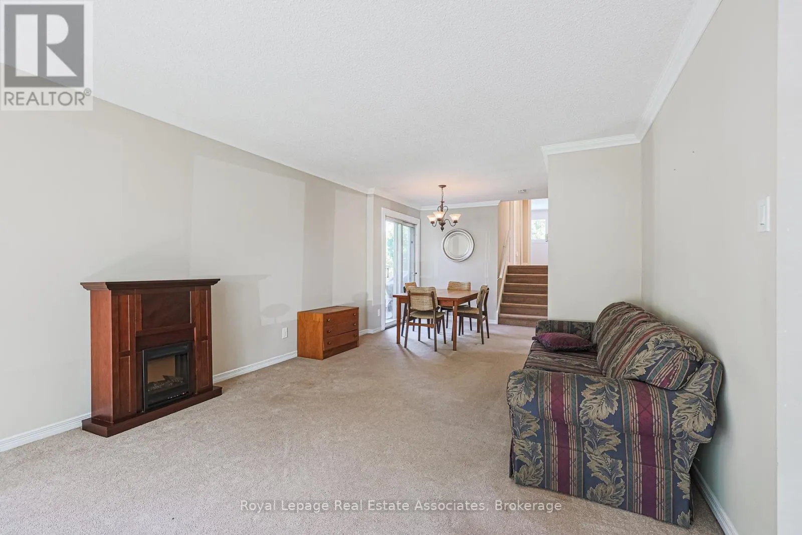 958 FLETCHER VALLEY CRESCENT