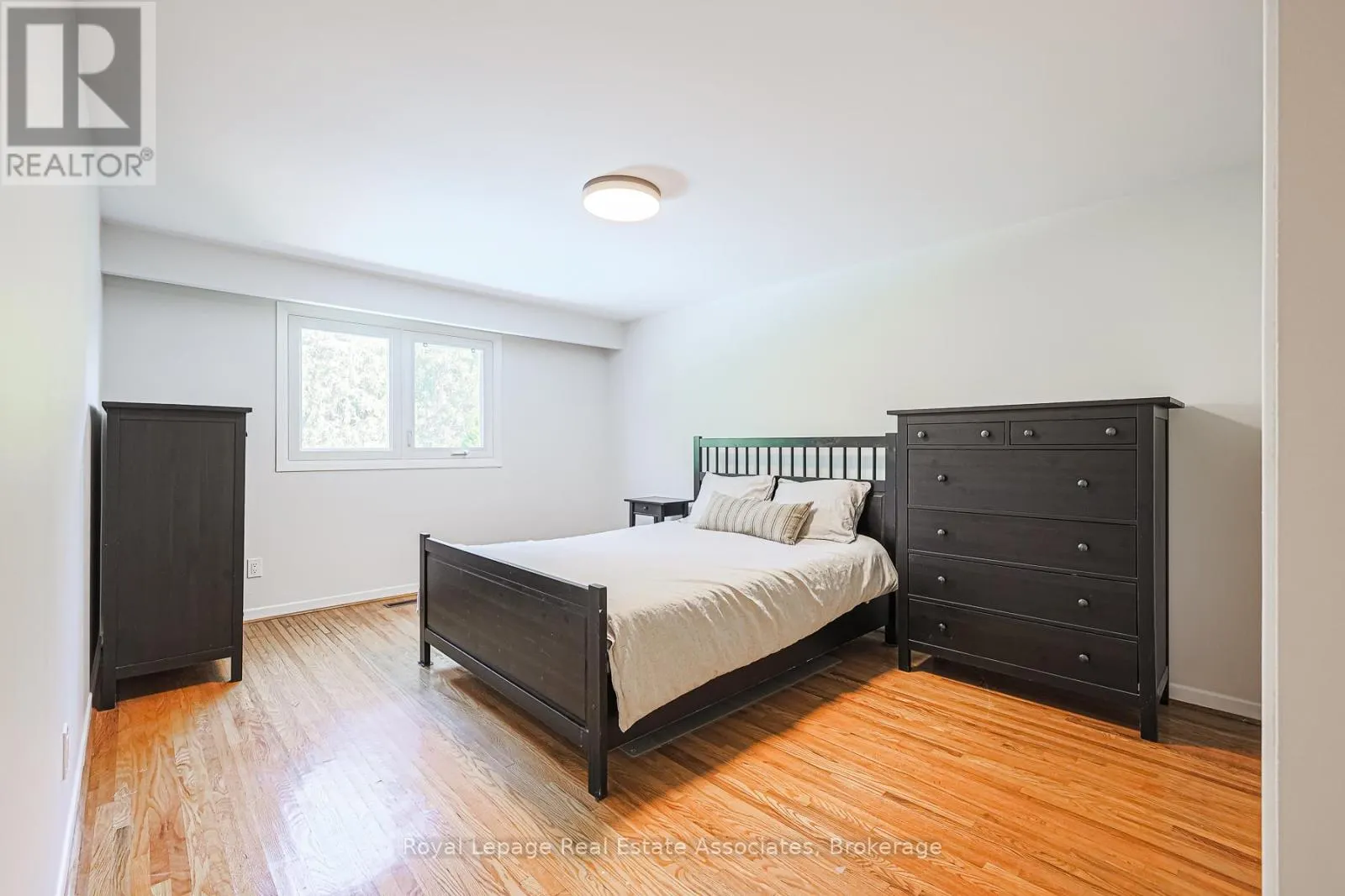 958 FLETCHER VALLEY CRESCENT