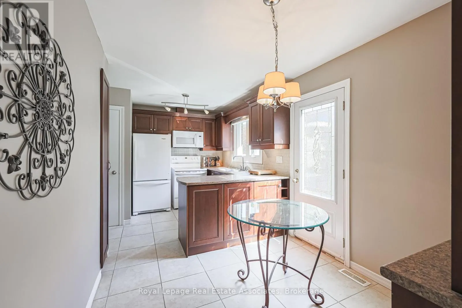 958 FLETCHER VALLEY CRESCENT