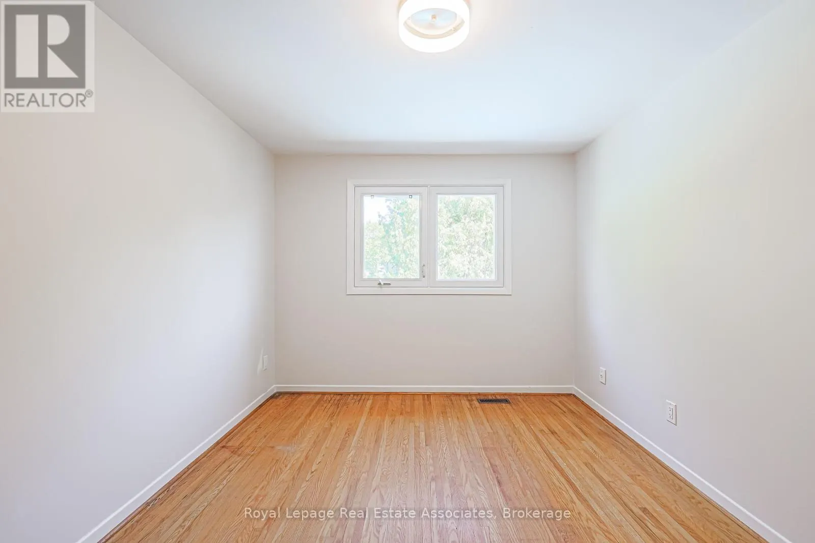 958 FLETCHER VALLEY CRESCENT