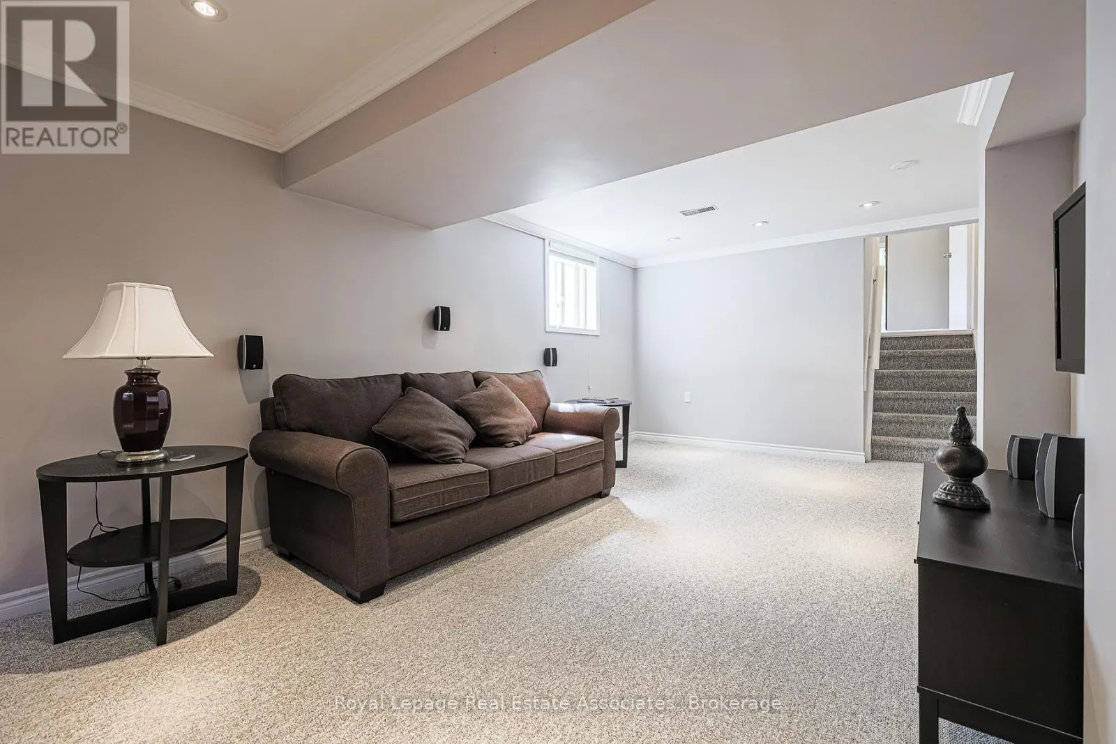 958 FLETCHER VALLEY CRESCENT