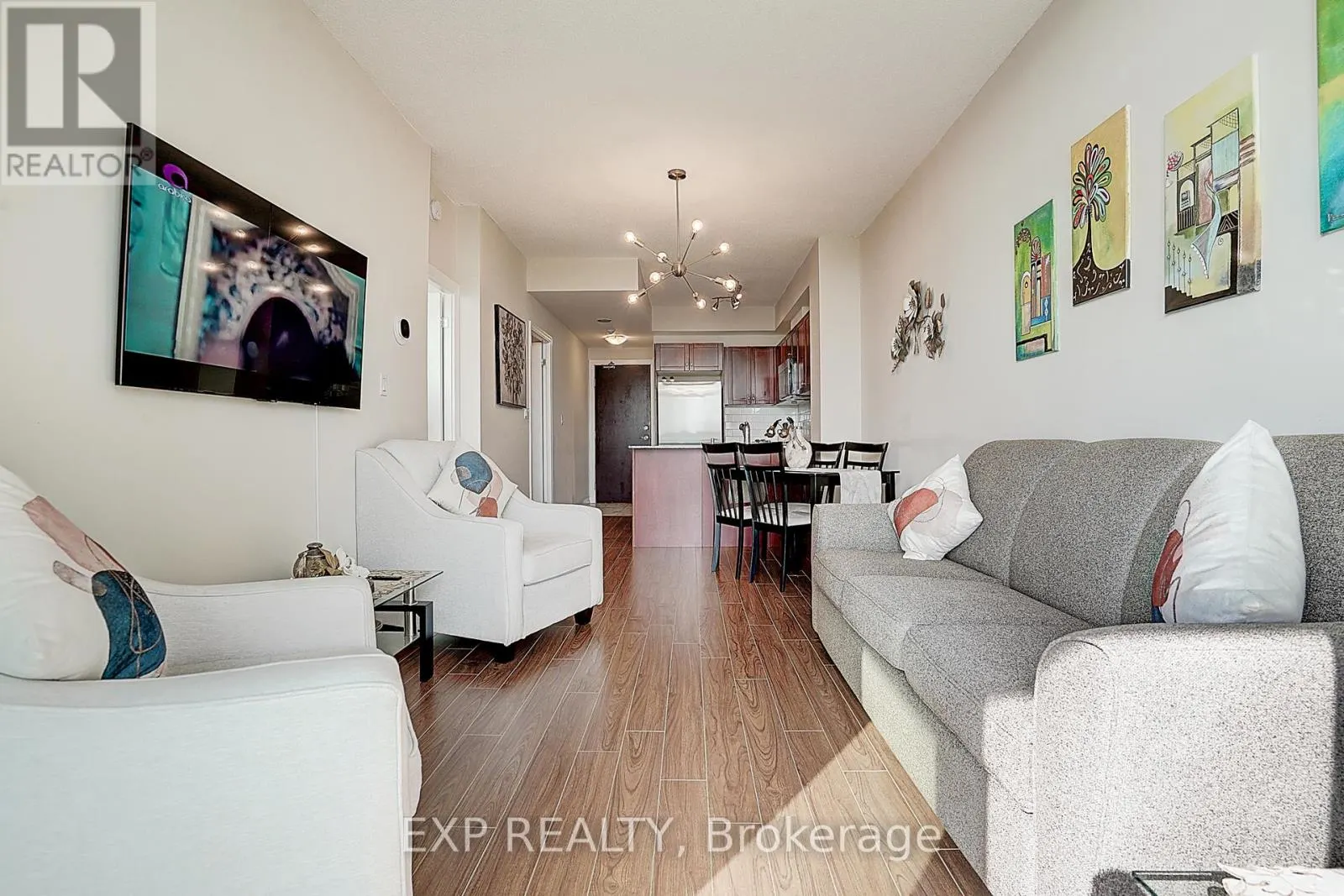 1111 - 1359 RATHBURN ROAD E