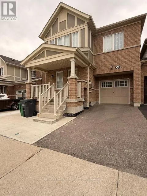 98 BENHURST CRESCENT