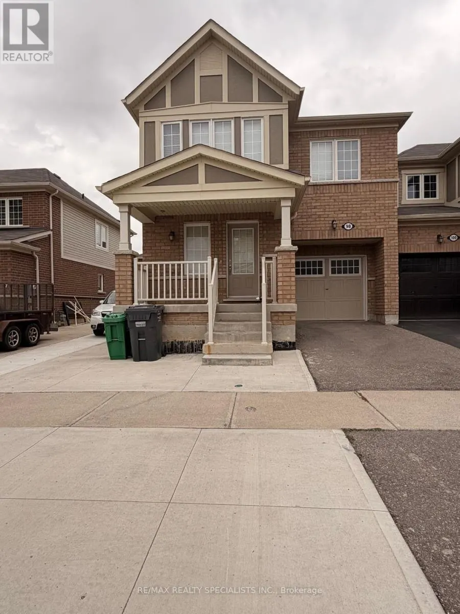 98 BENHURST CRESCENT