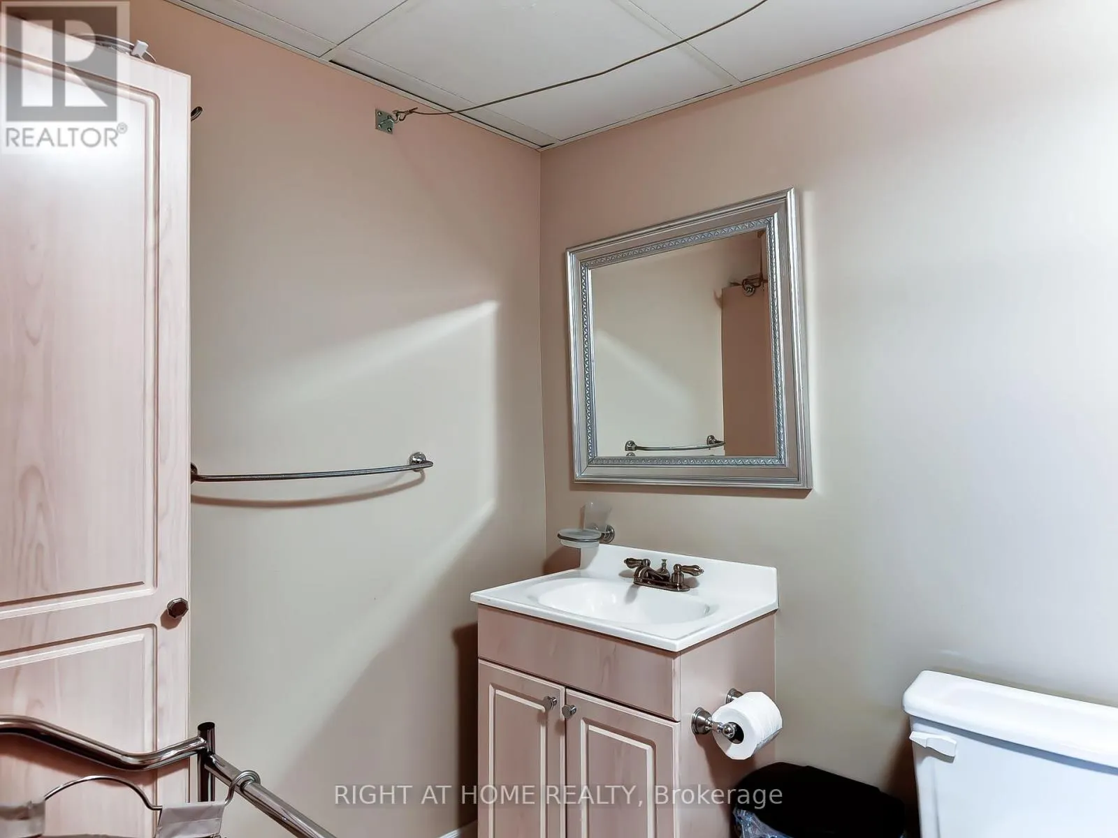 6118 CLOVER RIDGE COURT