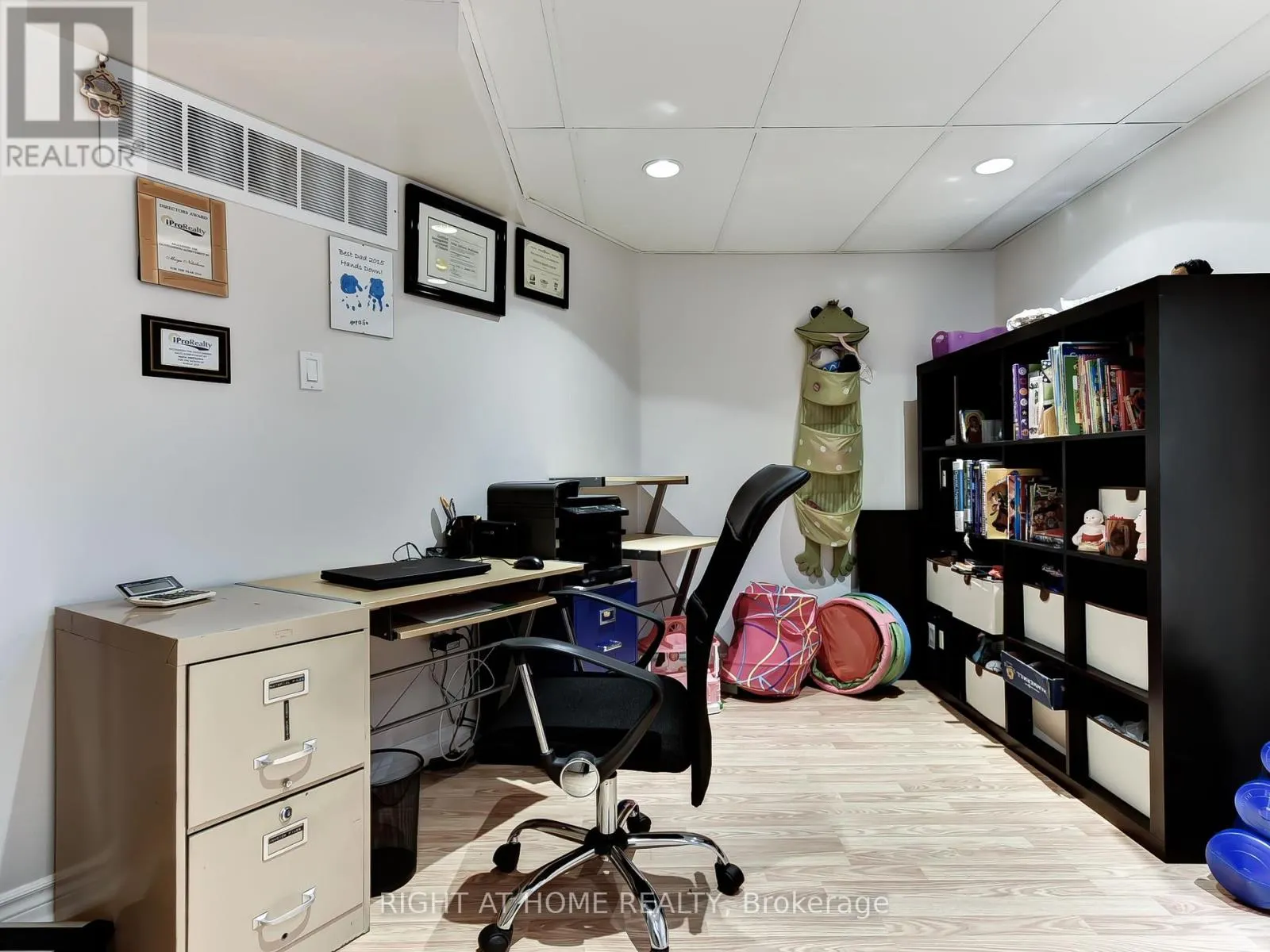 6118 CLOVER RIDGE COURT