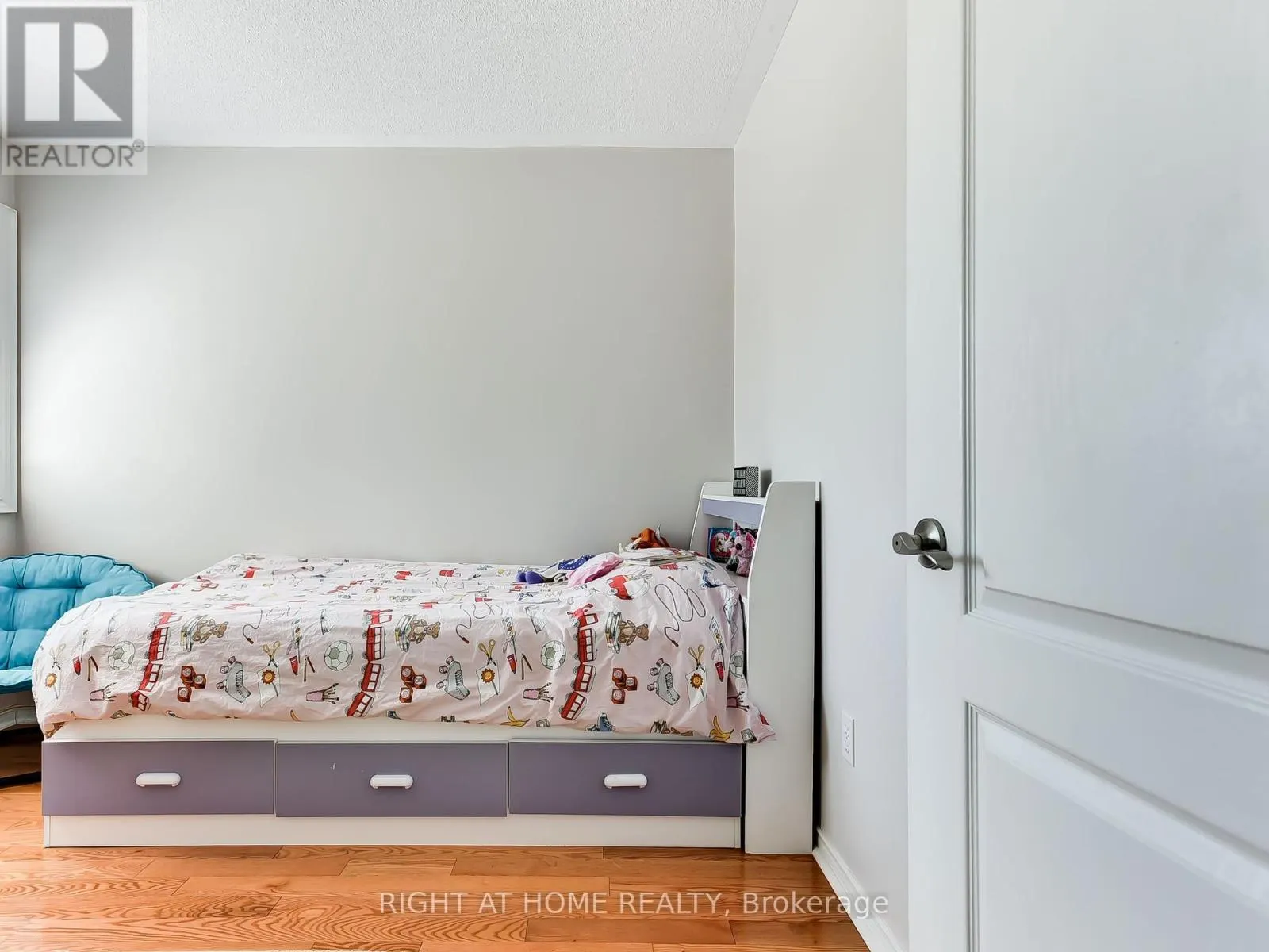 6118 CLOVER RIDGE COURT