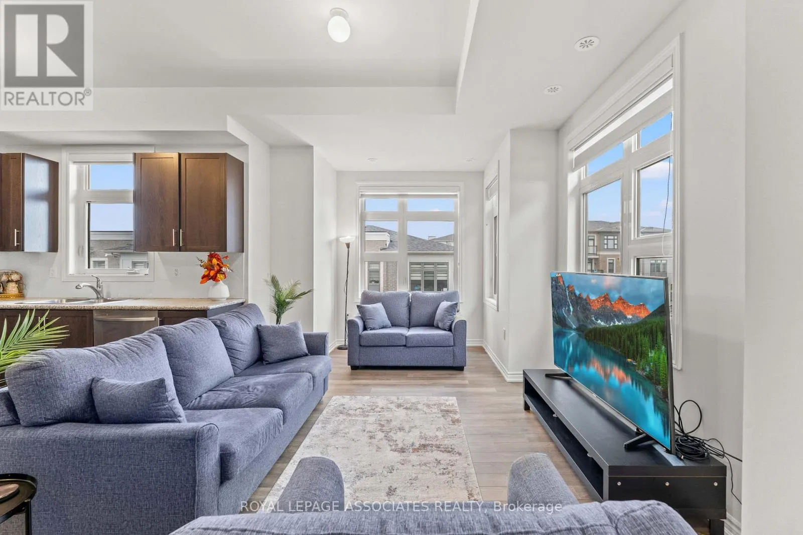 706 - 60 HALLIFORD PLACE