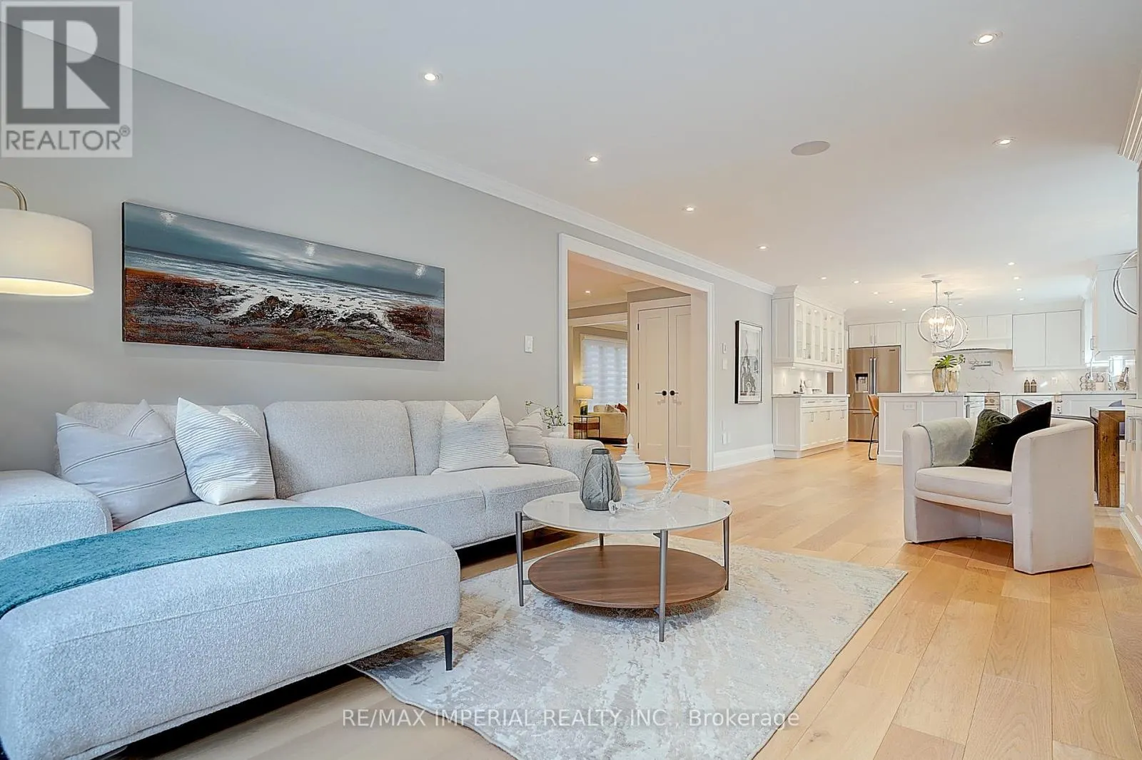 1832 PINE SISKIN COURT